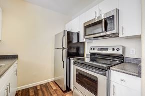 San Rafael apartment for rent - Cat-Friendly Apartments in San Rafael, CA - Rafael Town Center - Upgraded Kitchen With Energy Efficient Stainless-Steel Appliances.