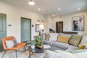 Chamblee apartment for rent - Sky Harbor Apartments in Chamblee, GA photo of a seating area in clubhouse