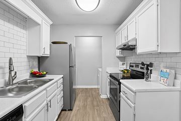 Stockbridge apartment for rent - Southwinds Point