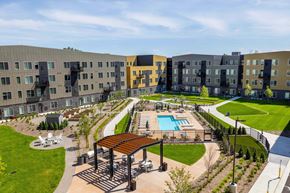 Eden Prairie apartment for rent - a view of the pool at residence inn downtown
