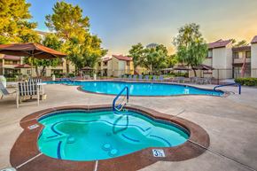 Las Vegas apartment for rent - swimming pool, hot tub