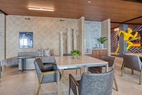 Scottsdale apartment for rent - South Scottsdale Apartments - Lucent Scottsdale - sitting area