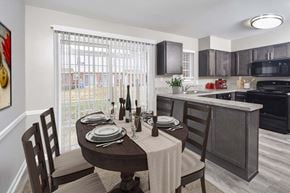 Hickory Point Townhomes - apartments for rent in Stoney Brook, Newport ...