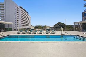 Miami apartment for rent - Luxury apartment pool in Downtown Miami near Brickell at Riverview One