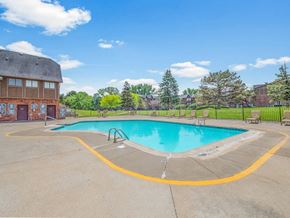 Flint apartment for rent - apartment pool at stonehenge gates apartments