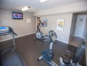 Jackson apartment for rent - apartment fitness center at Post House North Apartments