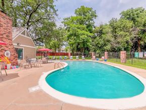 Wichita apartment for rent - swimming pool at Wichita KS apartment