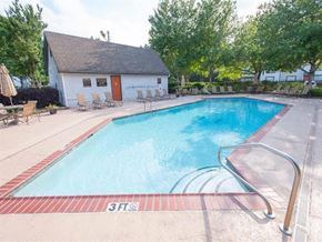 Jackson apartment for rent - swimming pool at Post House Jackson Apts