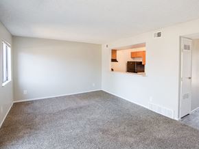 Aurora townhouse for rent - Open layout at apartments in Aurora, CO
