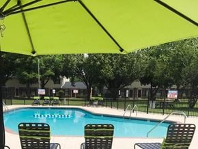 New Bern apartment for rent - outdoor swimming pool