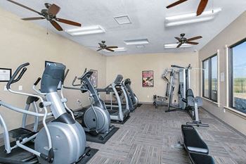 24/7 Fitness center