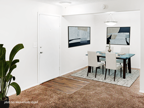 Reynoldsburg townhouse for rent - A dining room with a table and chairs.