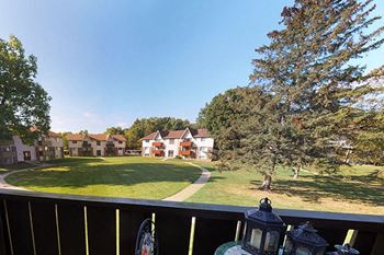 Courtyard views available