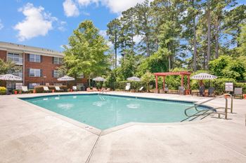 Saltwater swimming pool