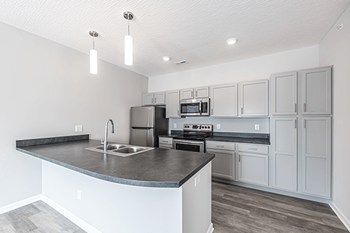 Eat-in kitchen