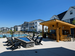 Ashland apartment for rent - pool bar at apartment community