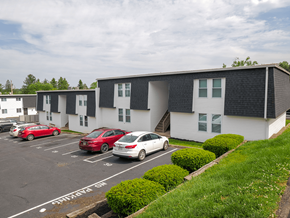 Chillicothe apartment for rent - apartment building with off street parking