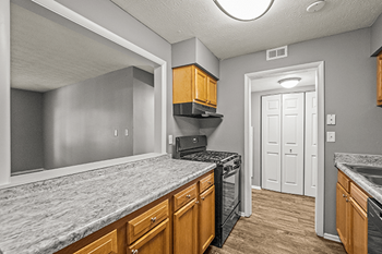 Eat-in kitchen