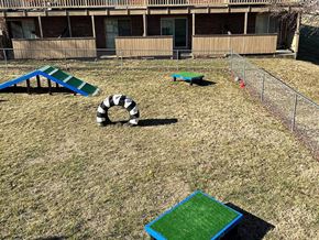 Overland townhouse for rent - fenced dog park at apartment community