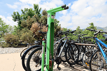 Bike repair station