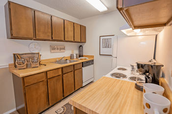 Fully equipped kitchens