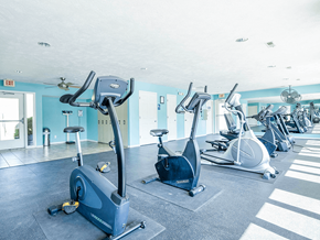 Omaha apartment for rent - fitness center at apartment community