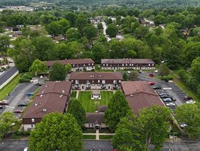 New Albany apartment for rent - An overhead view of Huntley Ridge new Albany Apartments