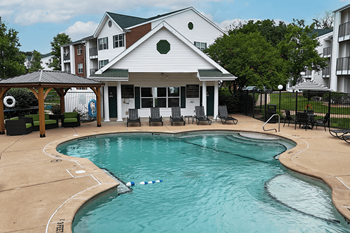 Swimming pool & cabana
