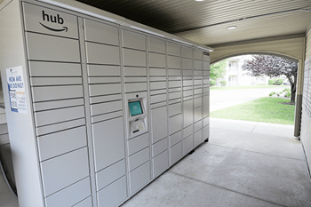 Amazon package hub