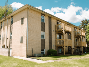 Newark apartment for rent - the building where the resort is located