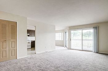 Glass sliding door