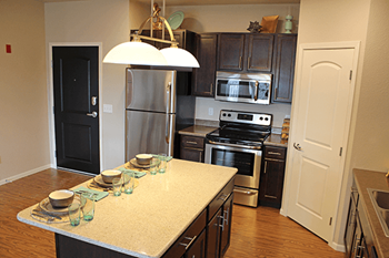 Kitchen island*