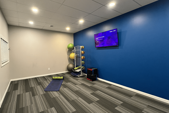Cardio and yoga room (new)