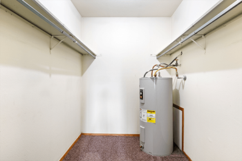 Walk-in closet