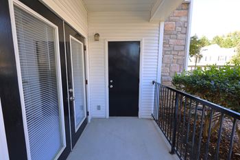 Additional storage closet