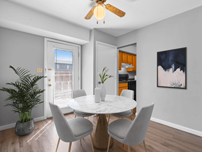 Cedar Rapids apartment for rent - dining area in apartment