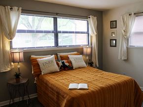 Hazelwood apartment for rent - apartment bedroom with a bed and a window