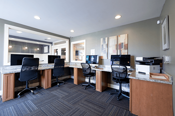 24-Hour tech center