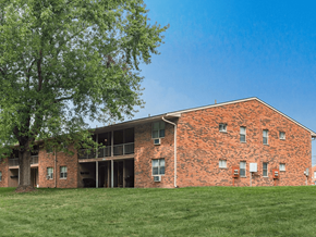 Fairborn townhouse for rent - Exterior of Avalon Place Apartments