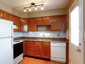 Fairborn townhouse for rent - Apartment Kitchen with Dishwasher