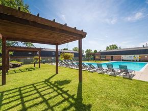 Columbus apartment for rent - Swimming pool at Bayberry Place Townhomes