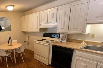 Furnished kitchen