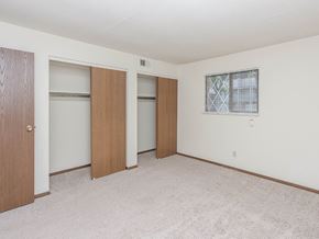 Middletown apartment for rent - Closet Space at Bavarian Woods apartments