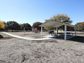 Wichita townhouse for rent - playground and covered picnic area at cross creek apartments and townhomes
