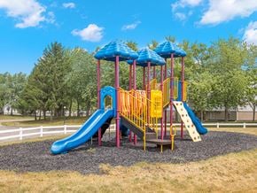 Holland apartment for rent - the reserve at bucklin hill playground