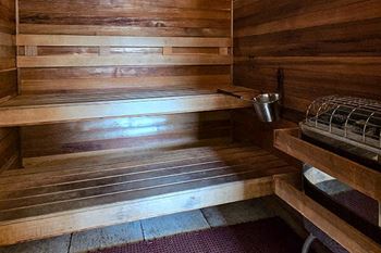 Resident lounge with sauna