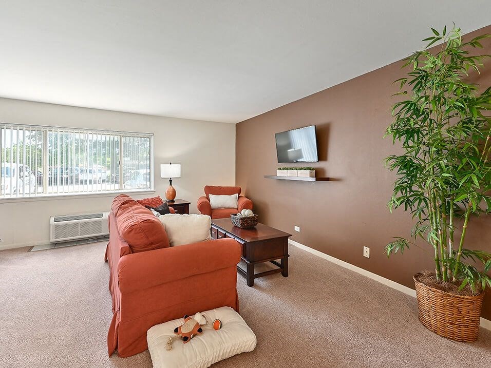 Curated visual reference: Visual Reference: Harbor Lake Apartments For Rent In Waukegan