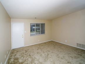 Evansville townhouse for rent - living room area at northpark apartments