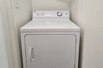 Washer/dryer connections