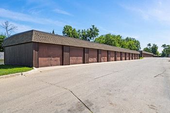 Private rentable garages